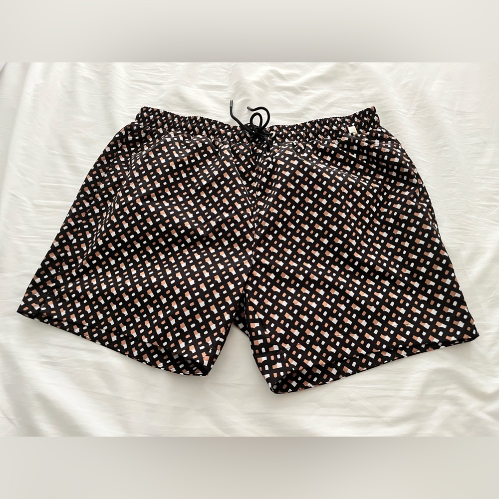 Hugo Boss Black and White Patterned Swim Trucks